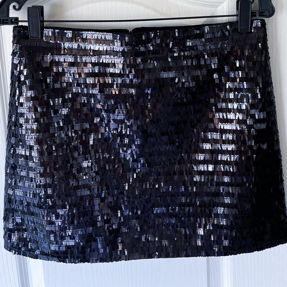 Ceren Ocak Sequin Mini Skirt Party Glam Sparkle Designer Black Size S EUC - Picture 4 of 7